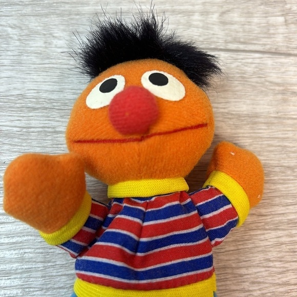 Kellogg’s Sesame Street Mini Beans 1999 Plush Ernie - Picture 3 of 4